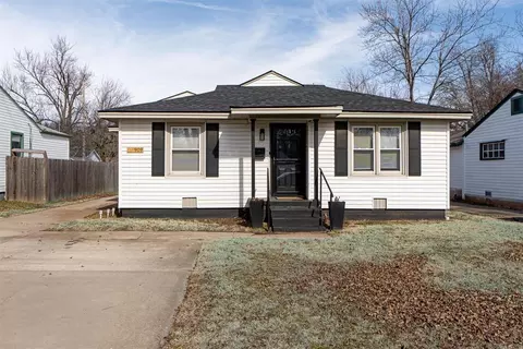 909 W Eufaula St, Norman, OK 73069