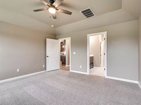 2425 Creekside Cir, Moore, OK 73160 photo 19