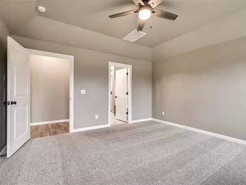 2425 Creekside Cir, Moore, OK 73160 photo 18