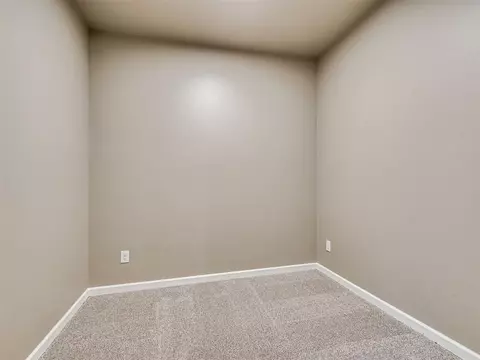 2425 Creekside Cir, Moore, OK 73160 photo 24