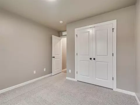 2425 Creekside Cir, Moore, OK 73160 photo 33