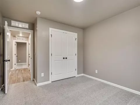 2425 Creekside Cir, Moore, OK 73160 photo 32
