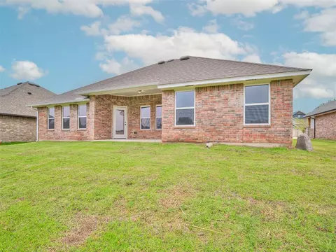 2425 Creekside Cir, Moore, OK 73160 photo 37