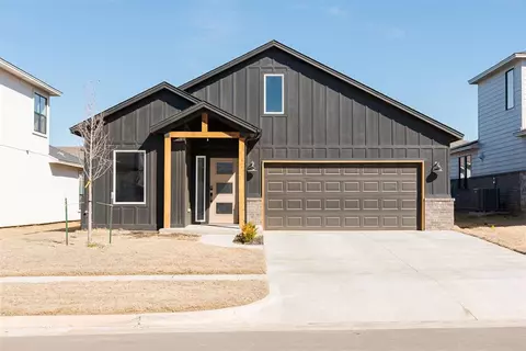 517 NW 176th Ter, Edmond, OK 73012