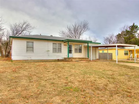 9312 NE 13th St, Midwest City, OK 73130