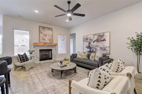412 Braxton Way, Yukon, OK 73099