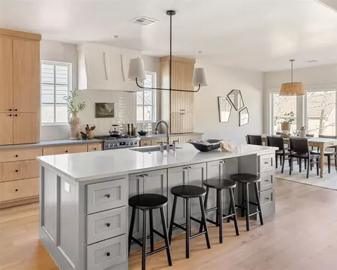 7201 Paddle Brook Ct, Edmond, OK 73034