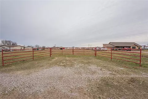 2959 Dyer Dr, El Reno, OK 73036