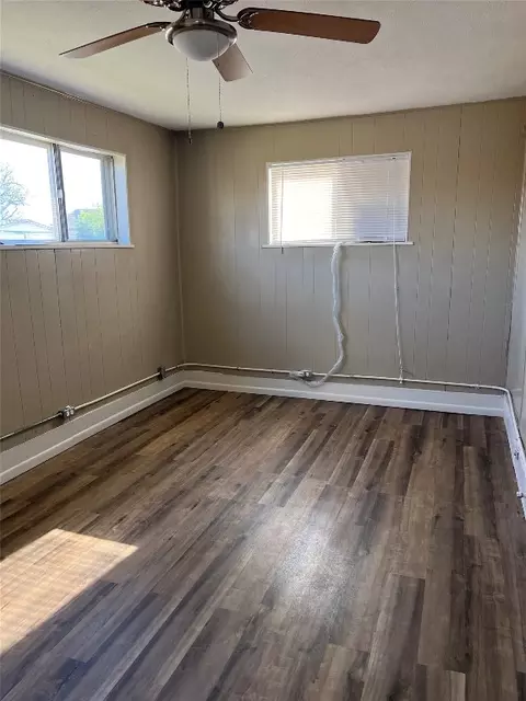208 W C St, Altus, OK 73521 photo 3