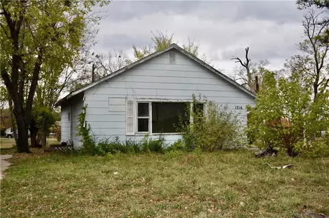 1716 W Strothers Ave, Seminole, OK 74868