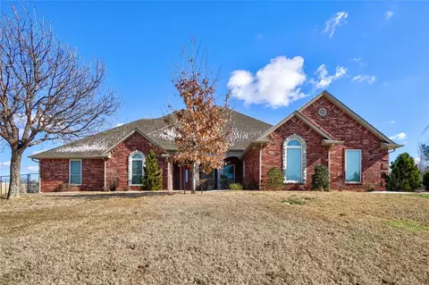 10624 Sundance Dr, Yukon, OK 73099