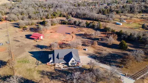12600 S Harrah Rd, Mcloud, OK 74851