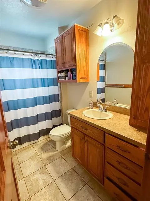 602 E Noble Ave, Guthrie, OK 73044 photo 10