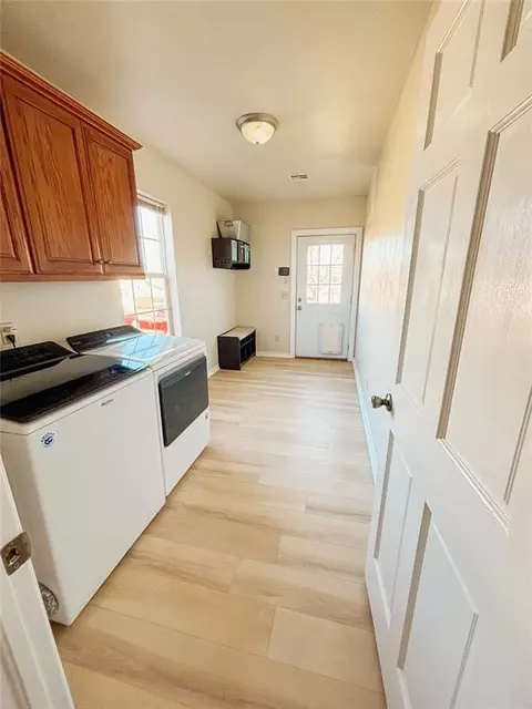602 E Noble Ave, Guthrie, OK 73044 photo 13