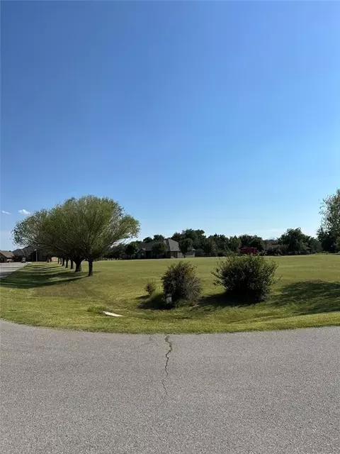 000 Jordan Dr, Tuttle, OK 73089 photo 3