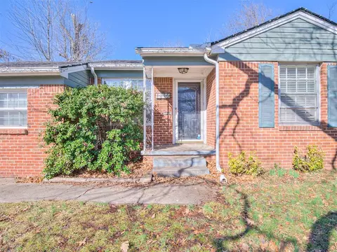 1025 E Louisiana St, Norman, OK 73071