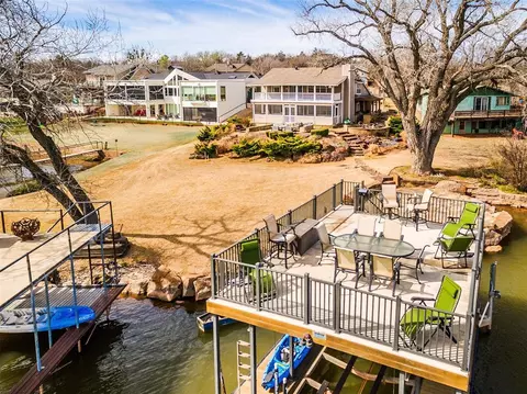 80 W Shore Dr, Arcadia, OK 73007