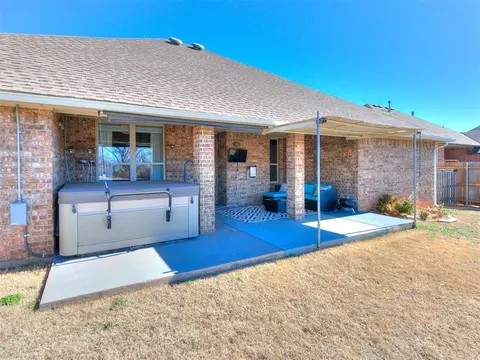 3105 Red Rock Dr, Moore, OK 73165 photo 39