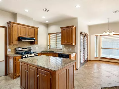 5200 Rhoades Dr, Norman, OK 73072 photo 7