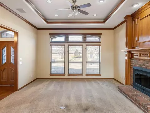 5200 Rhoades Dr, Norman, OK 73072 photo 3