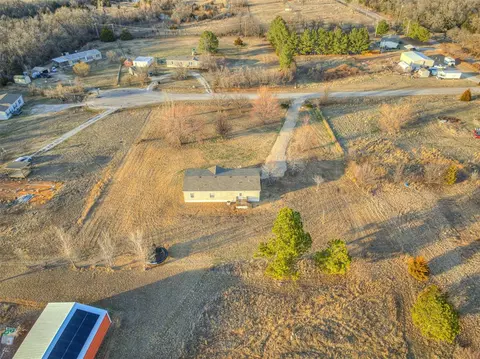 103 Park View Ct, Mcloud, OK 74851 photo 12