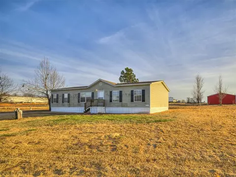 103 Park View Ct, Mcloud, OK 74851 photo 3