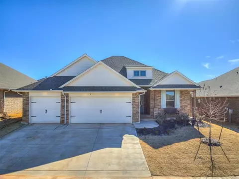 8320 NW 163rd St, Edmond, OK 73013