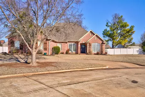 9 Quail Rdg, Shawnee, OK 74804