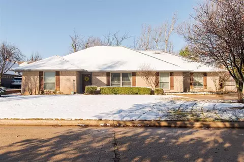 10909 Willow Grove Rd, Oklahoma City, OK 73120