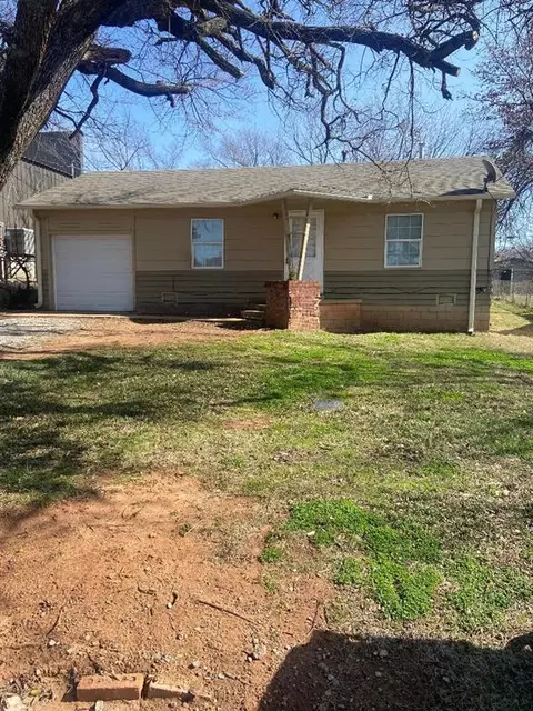 100 S Iowa Ave, Chandler, OK 74834