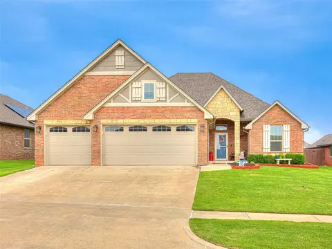 8208 NW 160th St, Edmond, OK 73013