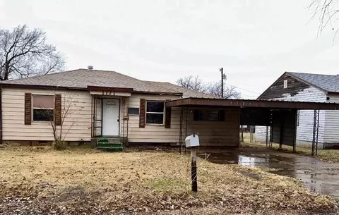 1121 Constantine Dr, Elk City, OK 73644