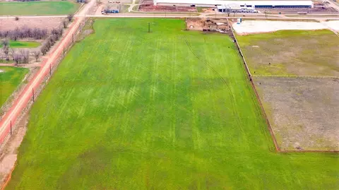 2 N 2850 Rd, Kingfisher, OK 73750