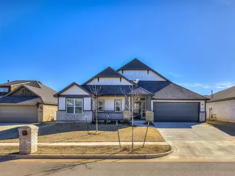 2232 NW 179th St, Edmond, OK 73012
