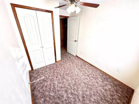 311 E Park St, Mcloud, OK 74851 photo 13
