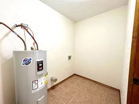 311 E Park St, Mcloud, OK 74851 photo 15