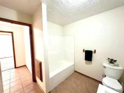 311 E Park St, Mcloud, OK 74851 photo 12