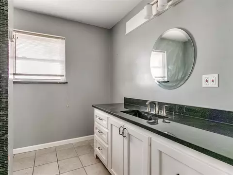 2412 N Maple Dr, Harrah, OK 73045 photo 20
