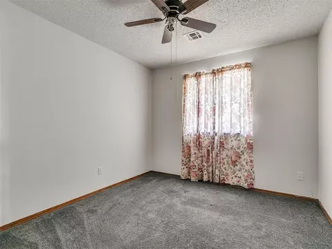 2412 N Maple Dr, Harrah, OK 73045 photo 19