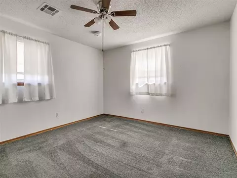 2412 N Maple Dr, Harrah, OK 73045 photo 24