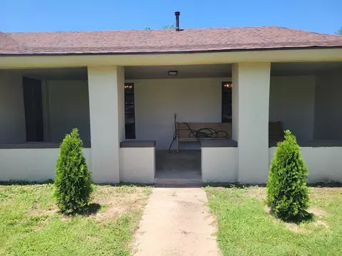 821 Avenue E Ave, Beaver, OK 73932 photo 3