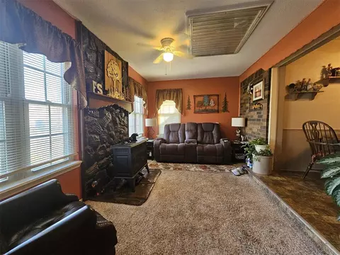 1013 E Park St, Tecumseh, OK 74873 photo 7