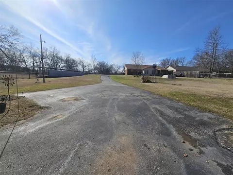 1013 E Park St, Tecumseh, OK 74873 photo 21