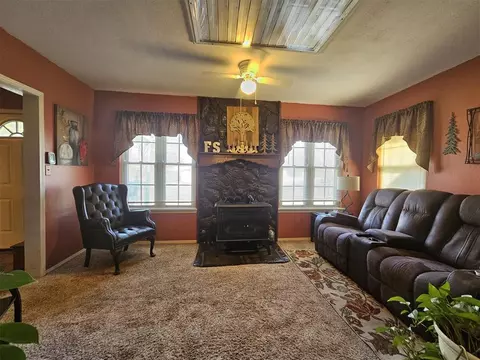 1013 E Park St, Tecumseh, OK 74873 photo 6