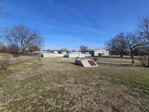 1013 E Park St, Tecumseh, OK 74873 photo 23