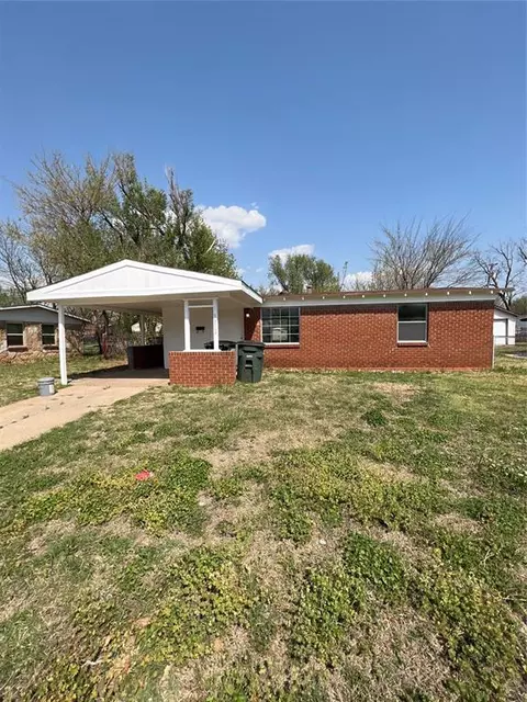 1912 Lariet Ln, Del City, OK 73115