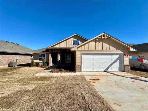 1004 Blackjack Creek Dr, Yukon, OK 73099