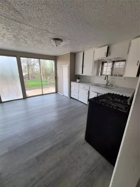 317 SE 24th St, Oklahoma City, OK 73129