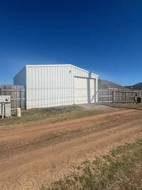 1804 Cougar Cir, Altus, OK 73521 photo 22