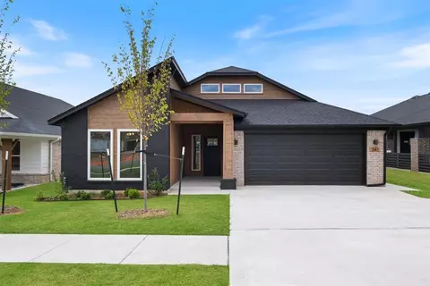 341 Park Ln, Harrah, OK 73045